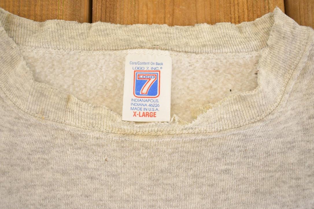 Vintage 1990s Logo 7 Minnesota Vikings Crewneck Sweatshirt Men's L from propervintagecanada