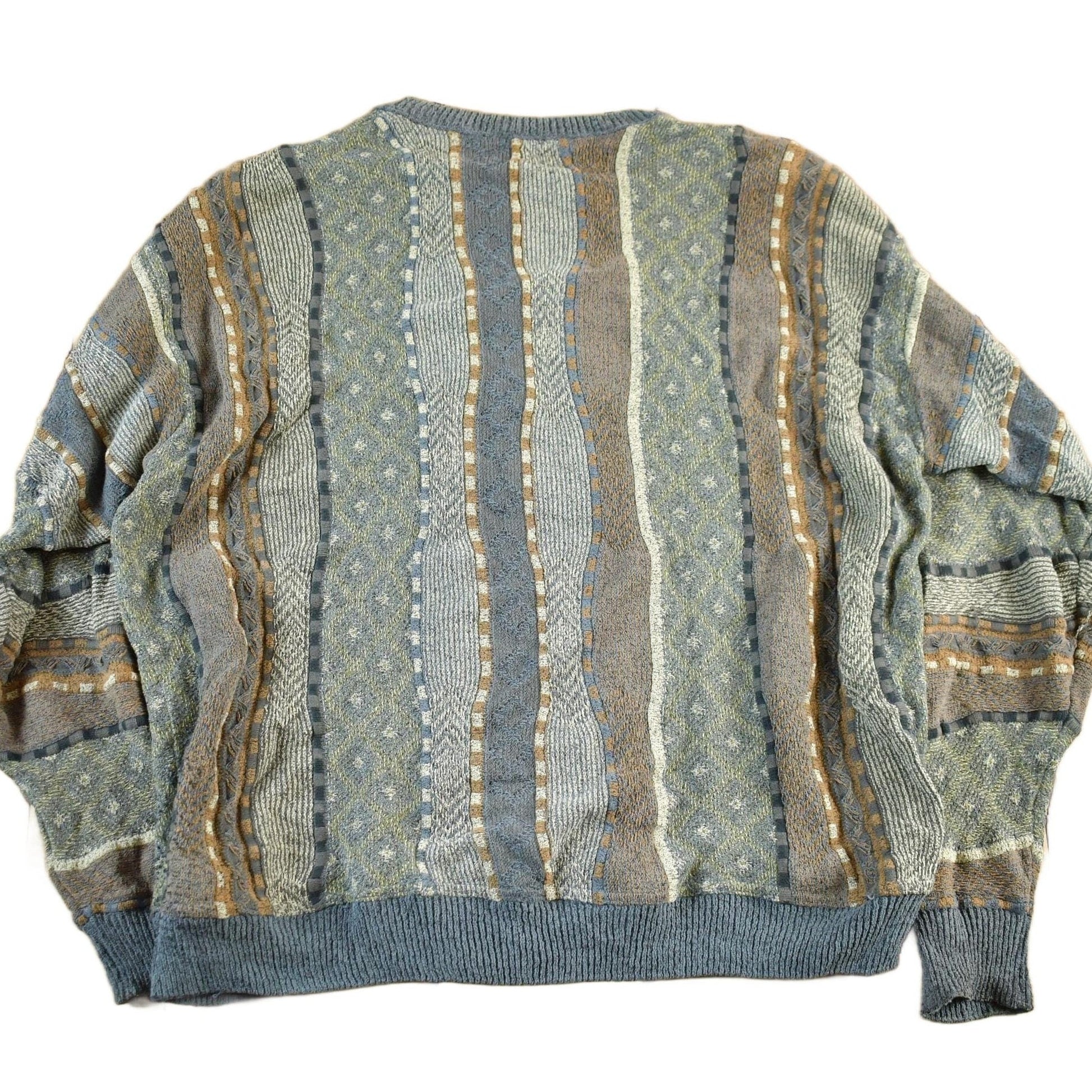 Vintage 1990s London Fog 3D Knit Sweater Men's XL from propervintagecanada