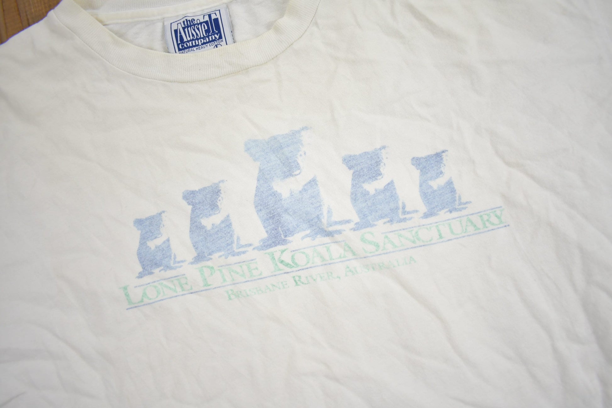 Vintage 1990s Lone Pine Koala Sanctuary Graphic T Shirt Men's Large from propervintagecanada