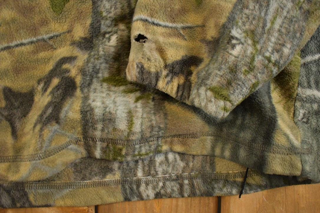Vintage 1990s Longleaf Realtree Camo Fleece Full Zip Sweater Men's XL from propervintagecanada
