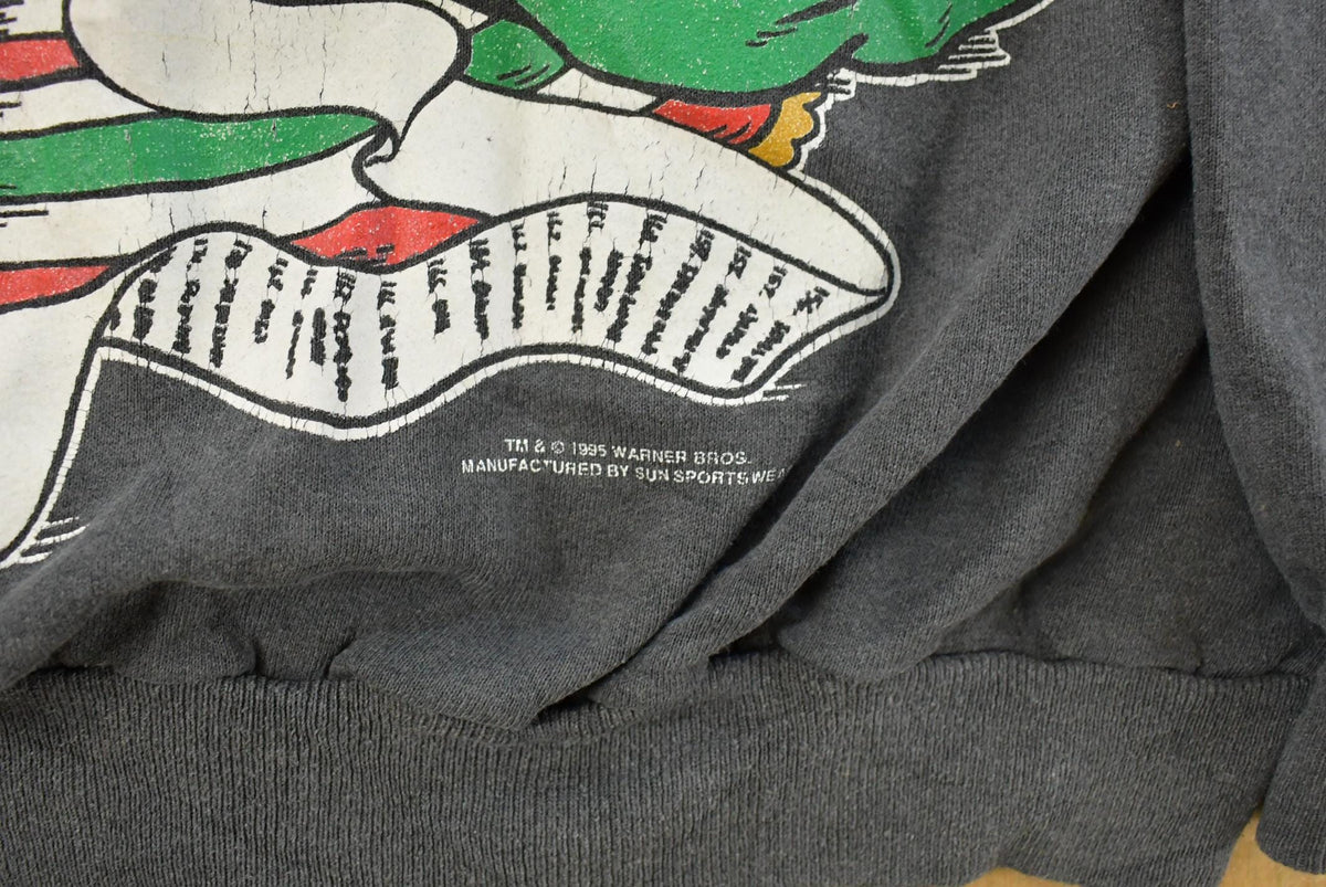 Vintage 1990s Looney Tunes Christmas Crewneck Sweatshirt Men's L from propervintagecanada