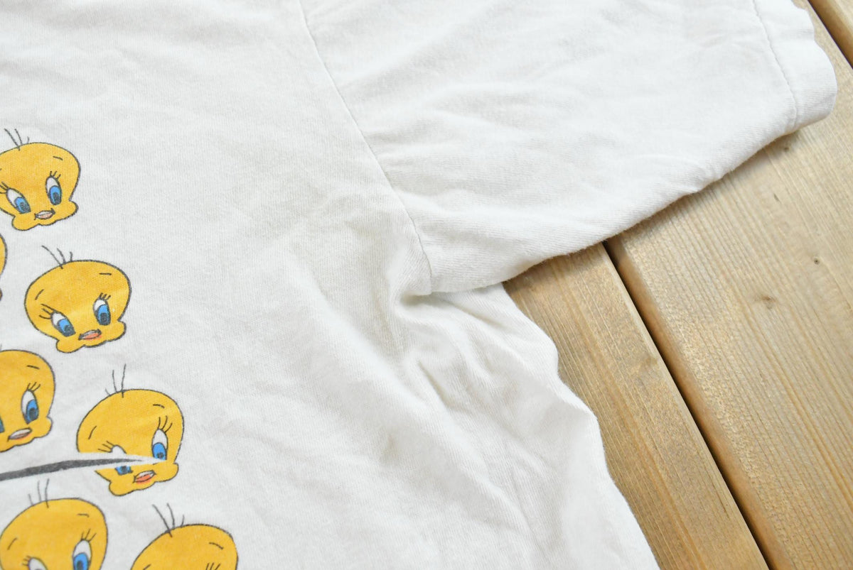 Vintage 1990s Looney Tunes Tweety Bird T-Shirt Men's XL from propervintagecanada