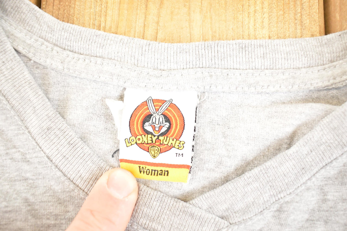 Vintage 1990s Looney Tunes Tweety Bird T Shirt Women's XL from propervintagecanada