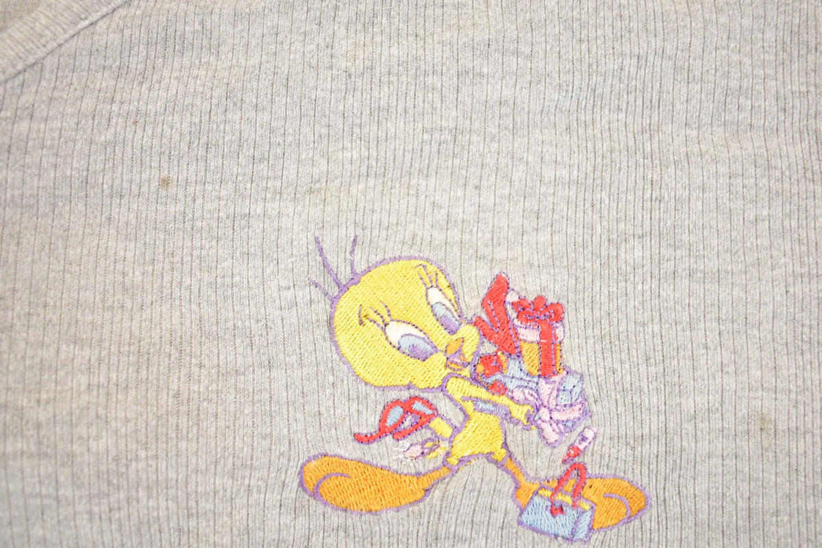 Vintage 1990s Looney Tunes Tweety Bird T Shirt Womens XXL from propervintagecanada