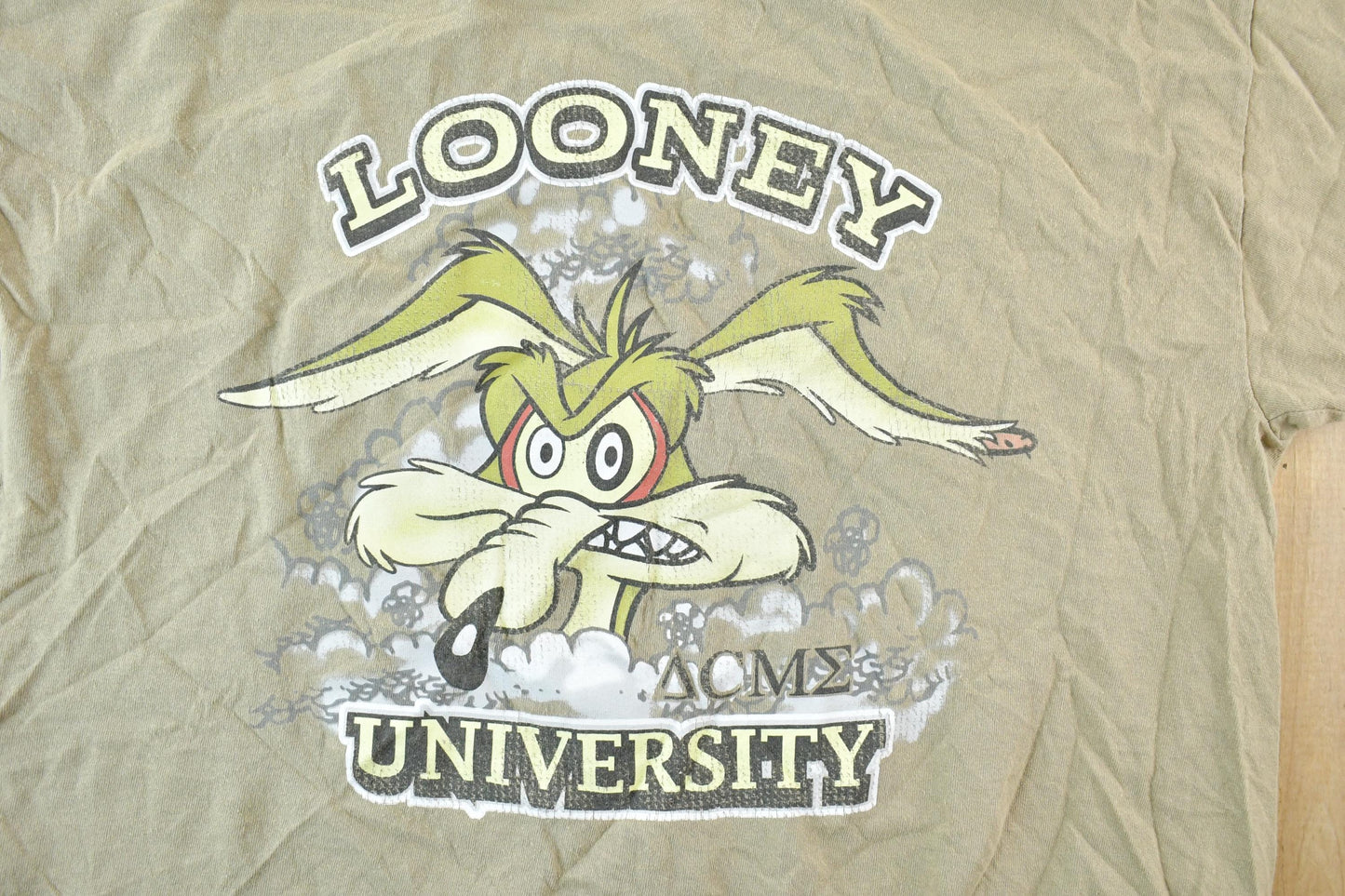 Vintage 1990s Looney Tunes Wylie Coyote Cartoon Promo T-Shirt Men's XL from propervintagecanada