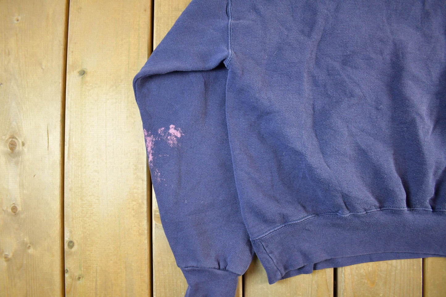 Vintage 1990s Loras College Collegiate Turtleneck Sweatshirt Men's M from propervintagecanada
