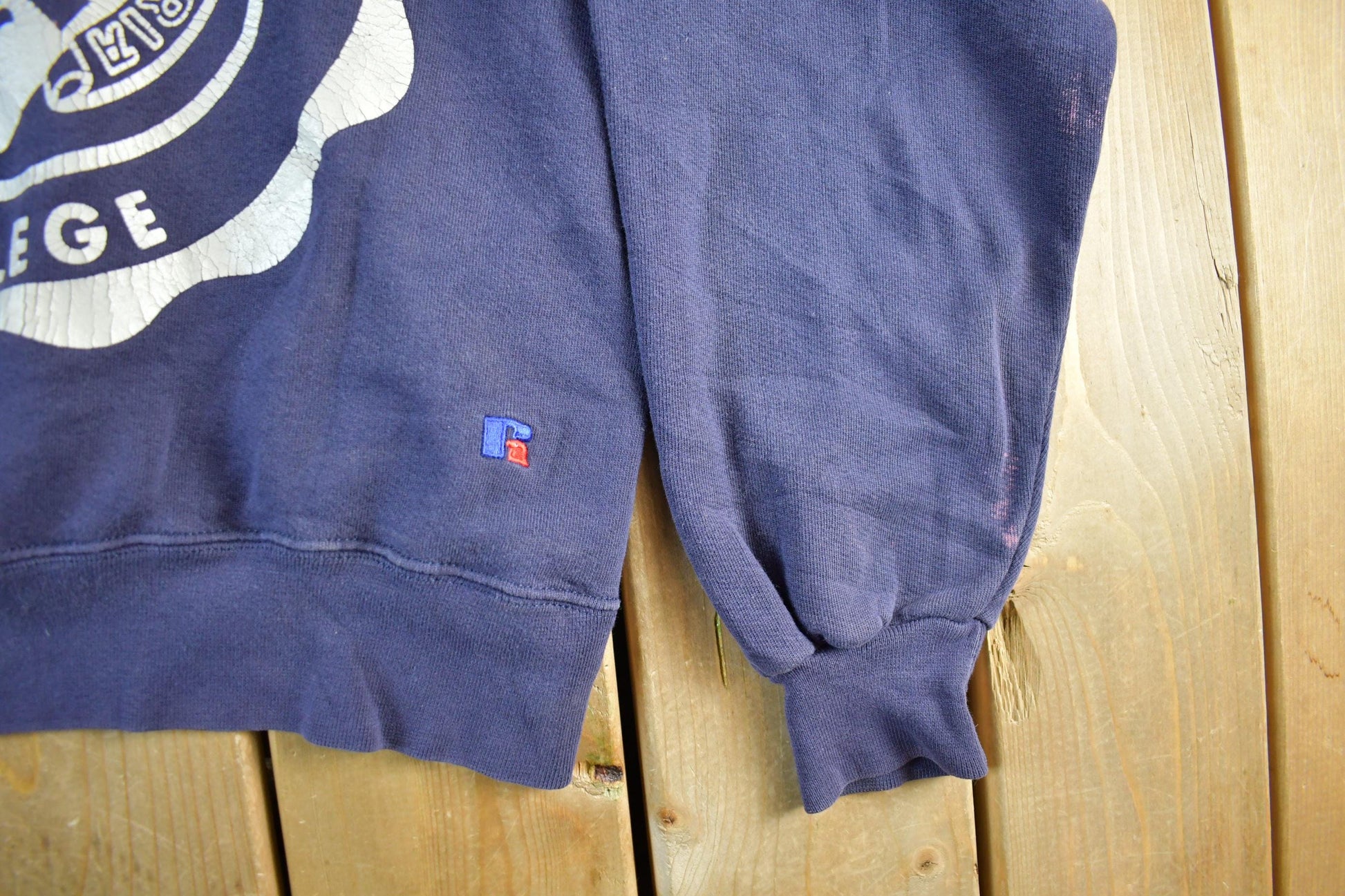 Vintage 1990s Loras College Collegiate Turtleneck Sweatshirt Men's M from propervintagecanada