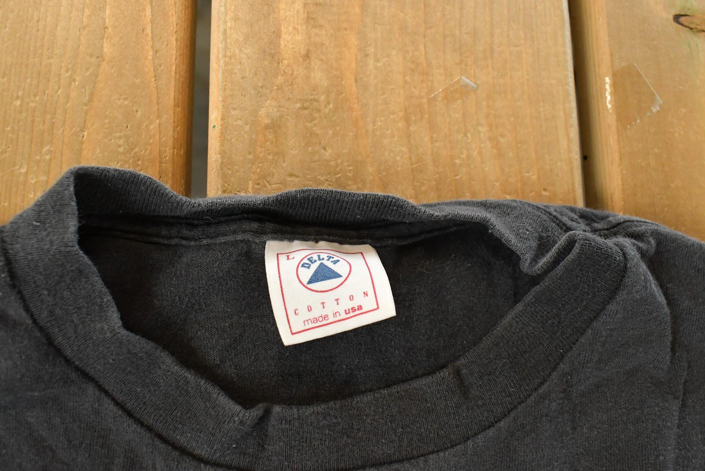 Vintage 1990s Lord's Gym Graphic Living Epistles T-Shirt Men's L / Jesus Tee / 90s Streetwear / Bench Press This / Christian / Made In USA from propervintagecanada