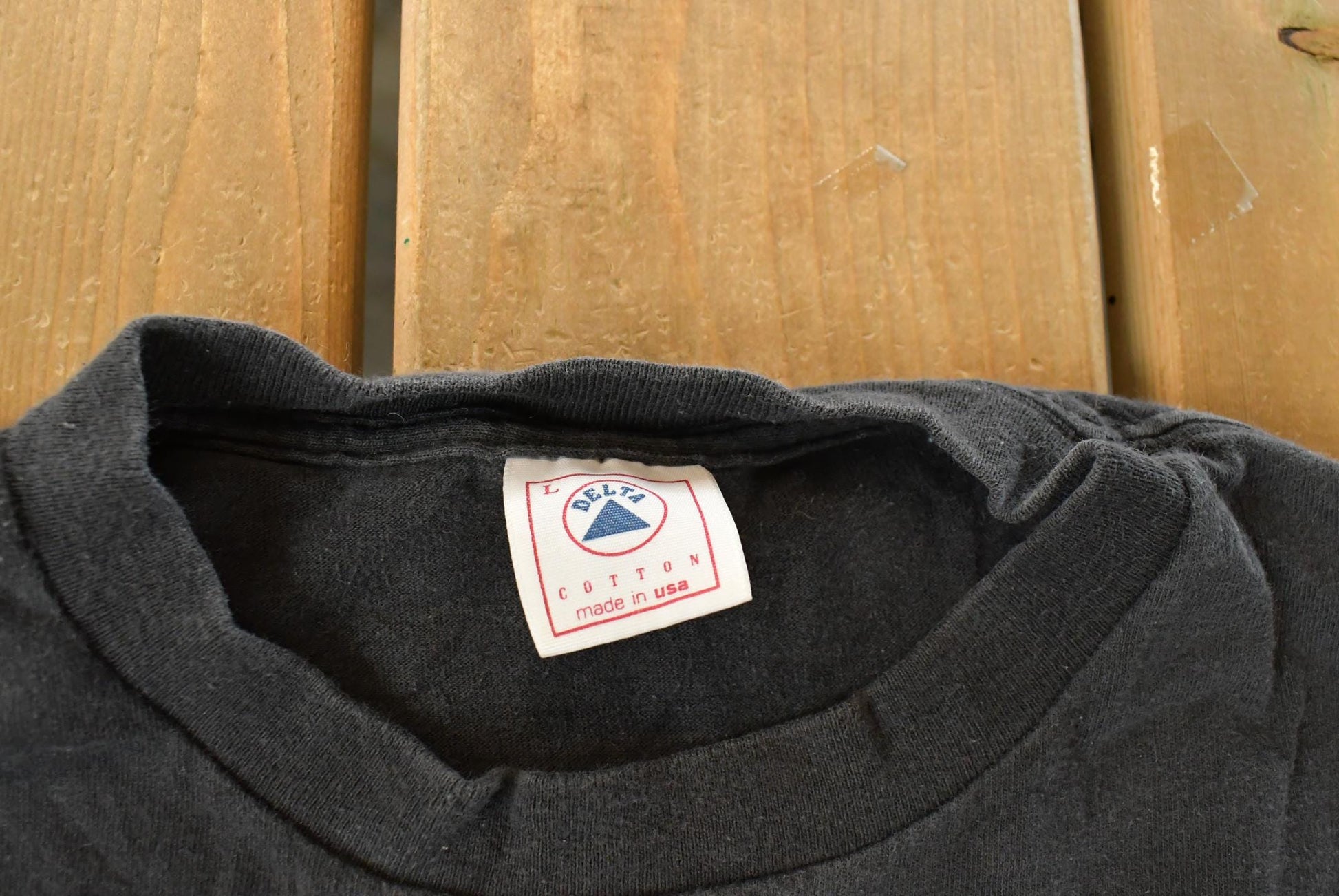 Vintage 1990s Lord's Gym Graphic Living Epistles T-Shirt Men's L / Jesus Tee / 90s Streetwear / Bench Press This / Christian / Made In USA from propervintagecanada