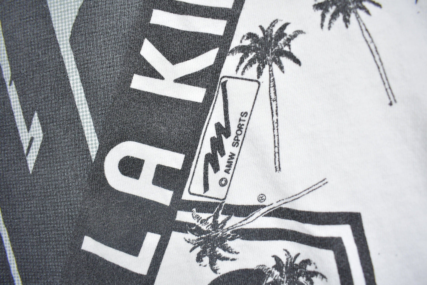 Vintage 1990s Los Angeles Kings NHL All Over Print Graphic T-Shirt Men's 2XL from propervintagecanada