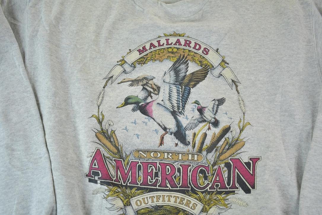 Vintage 1990s Mallards Outfitters Crewneck Sweatshirt Mens XL from propervintagecanada