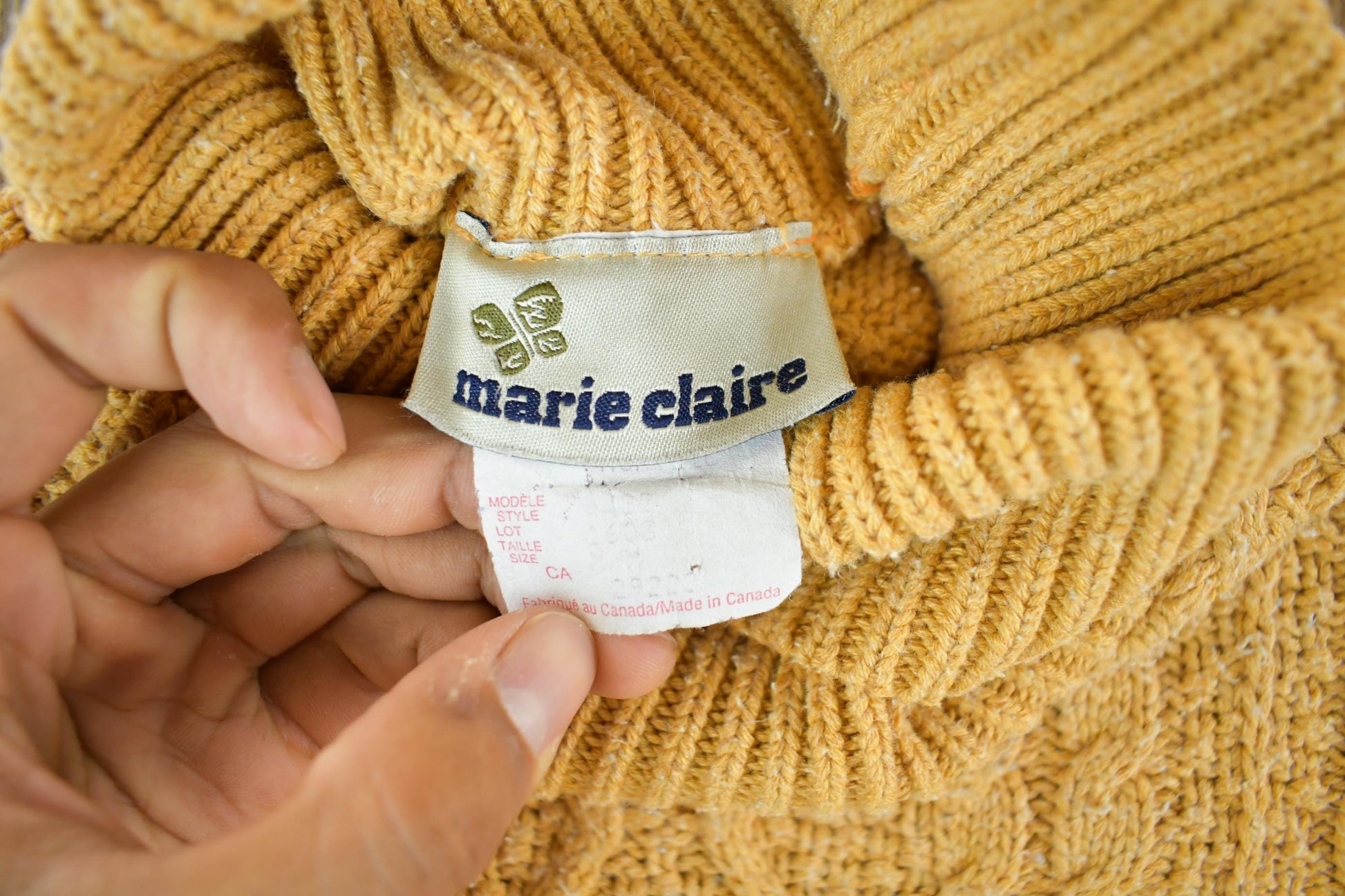 Vintage 1990s Marie Claire Knit Turtleneck Sweater Women's Large from propervintagecanada