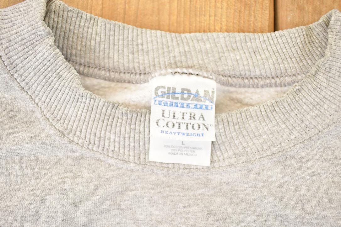 Vintage 1990s Mark's Market Hackensack MN Embroidered Crewneck Sweatshirt Men's L from propervintagecanada