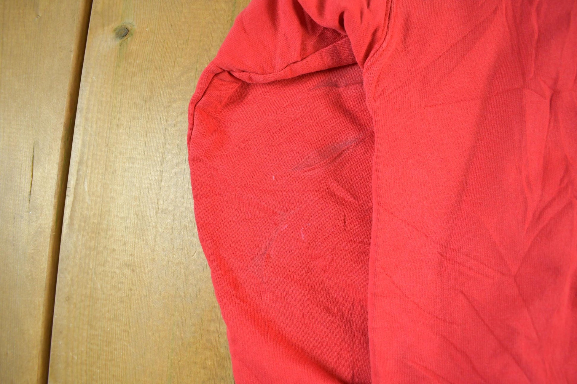 Vintage 1990s Marlboro Country Store Hoodie Men's Large from propervintagecanada