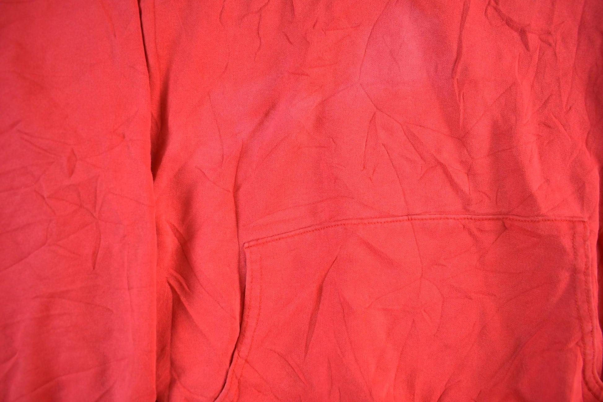 Vintage 1990s Marlboro Country Store Hoodie Men's Large from propervintagecanada