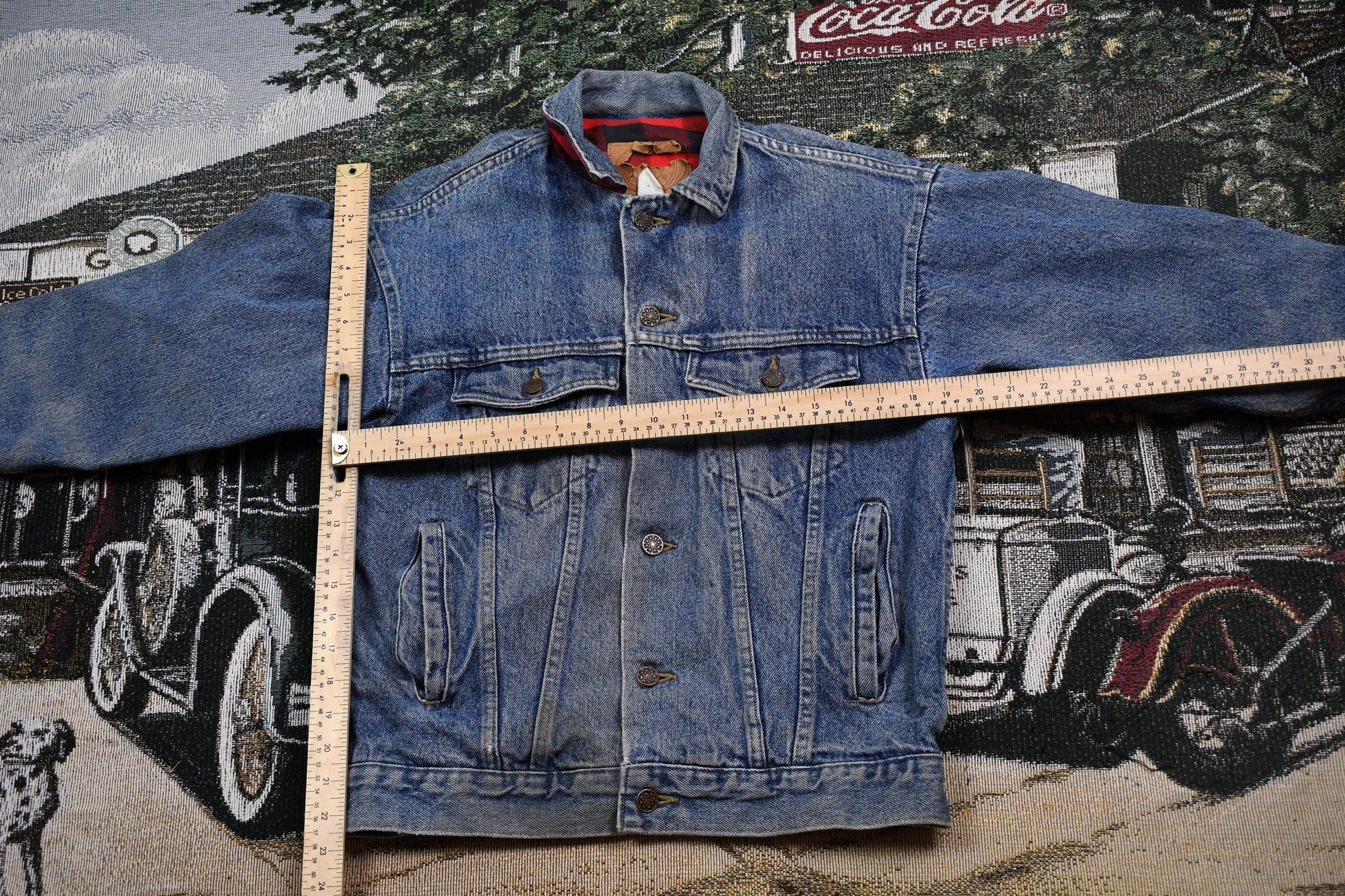 Vintage 1990s Marlboro Country Store Jean Jacket Men's Small from propervintagecanada