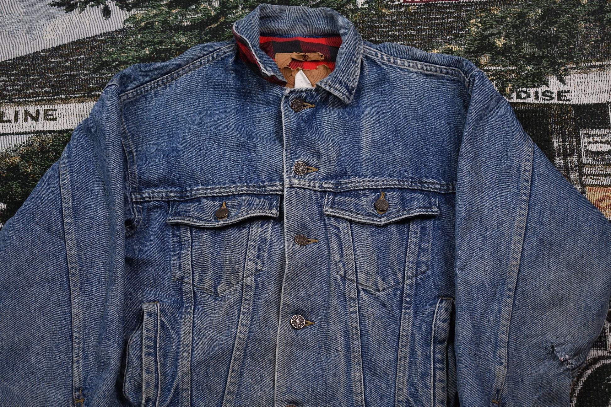 Vintage 1990s Marlboro Country Store Jean Jacket Men's Small from propervintagecanada