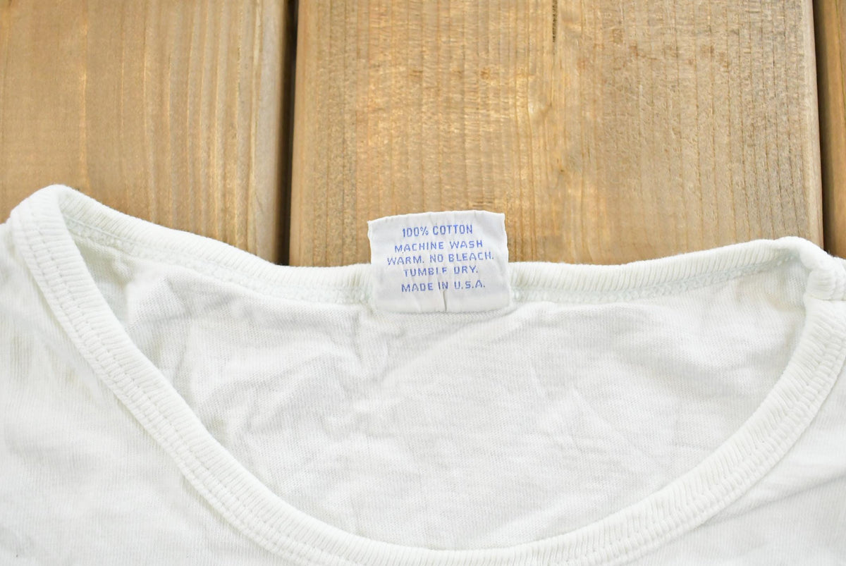 Vintage 1990s Maui Hawaii Embroidered Graphic T-Shirt Women's Cropped L from propervintagecanada