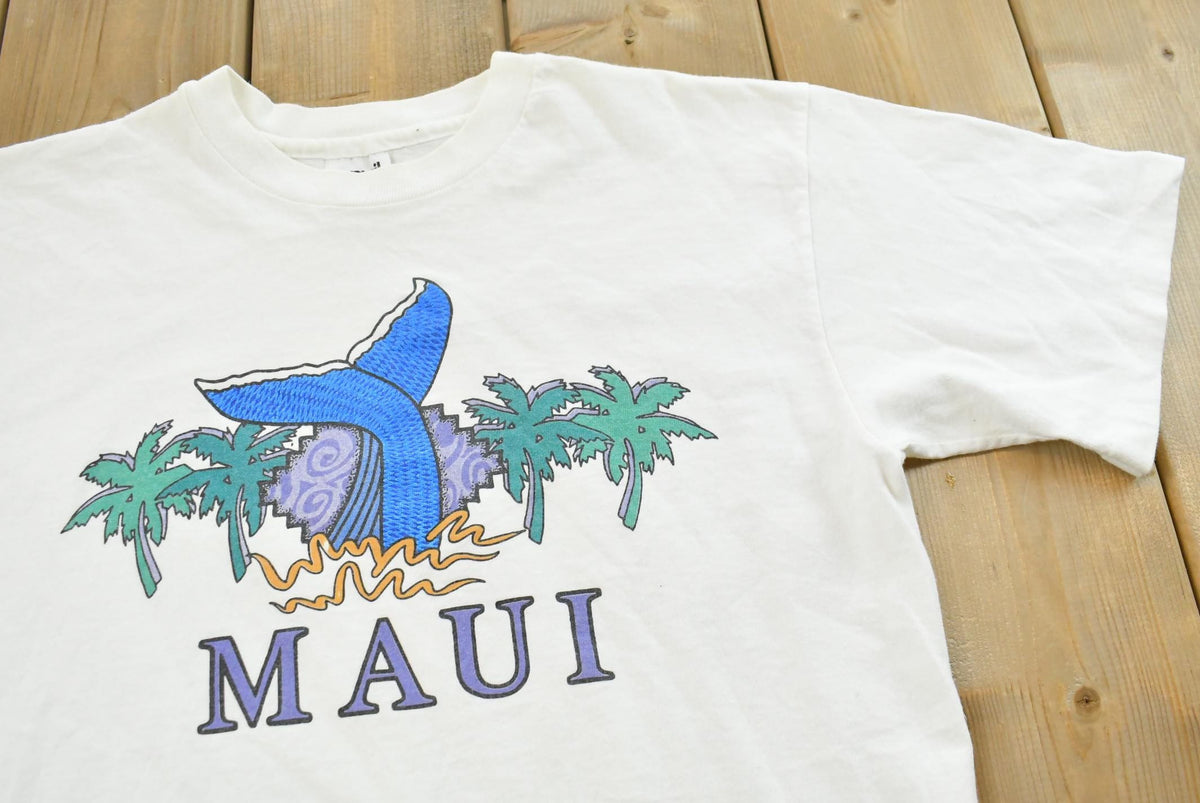 Vintage 1990s Maui Hawaii Whale Animal Graphic T-Shirt Mens L from propervintagecanada