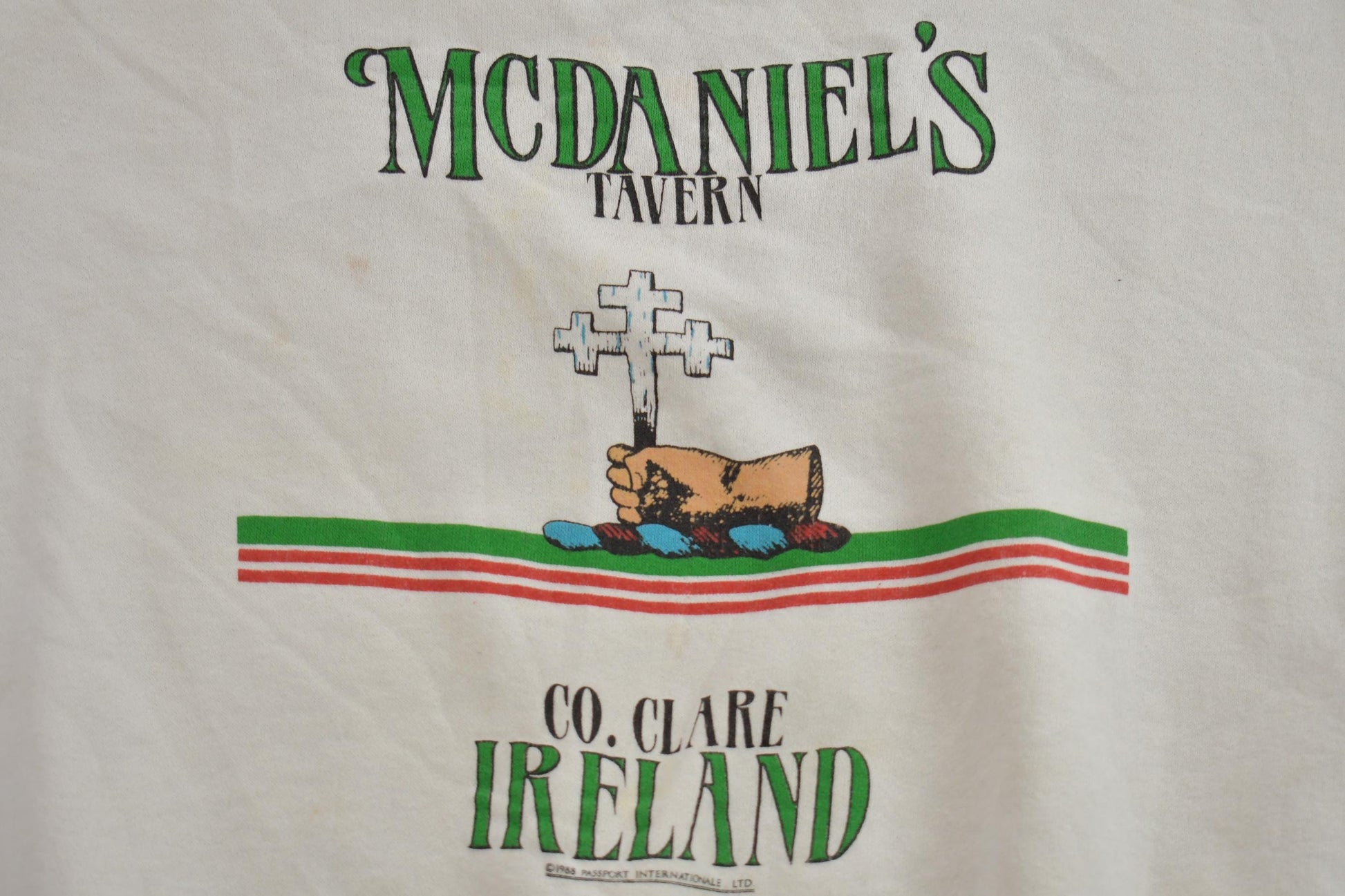 Vintage 1990s McDaniel's Tavern Ireland Souvenir Crewneck Sweatshirt Men's XL from propervintagecanada