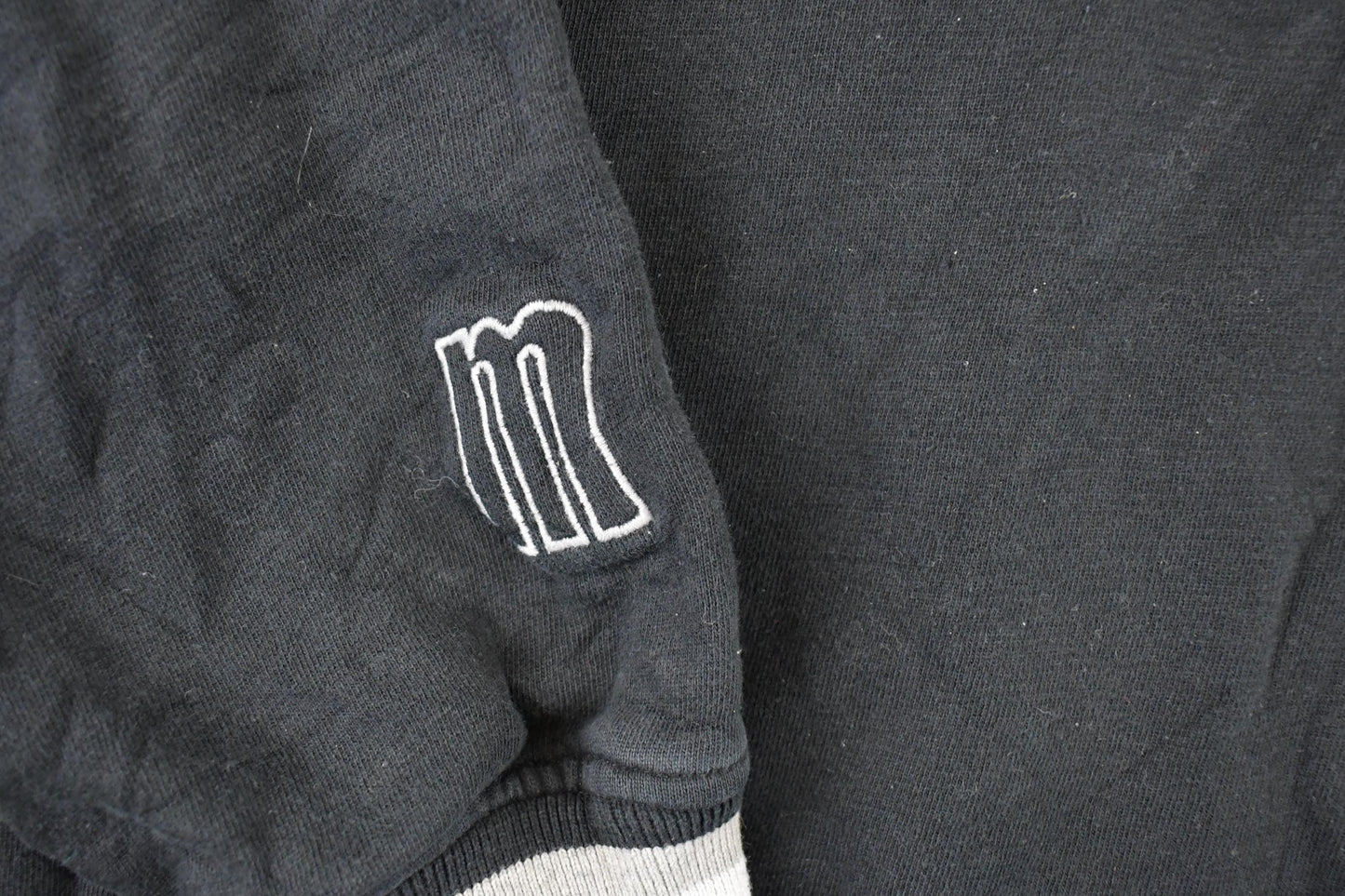 Vintage 1990s Mecca Embroidered Quarter Zip Hip Hop Sweatshirt Mens L from propervintagecanada