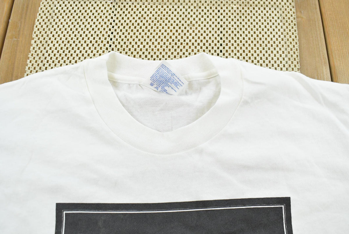 Vintage 1990s Meet My Family The Holy Family Religious T-Shirt Mens XL from propervintagecanada