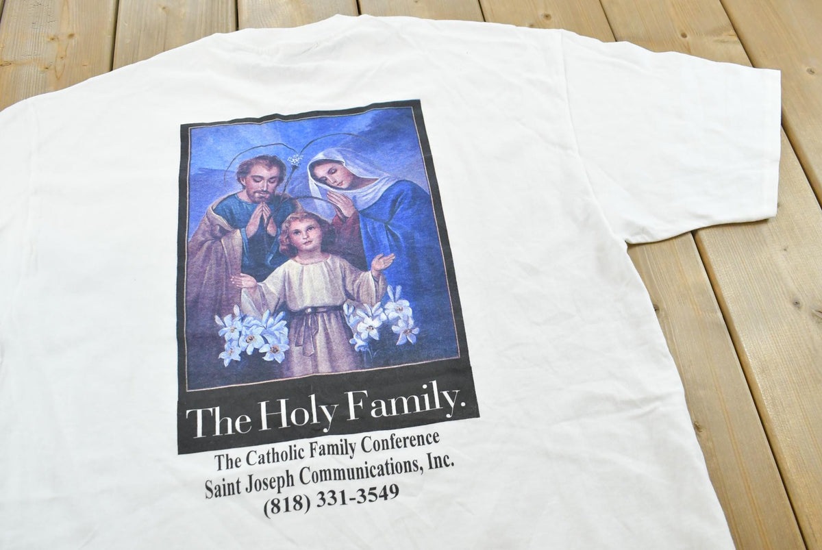Vintage 1990s Meet My Family The Holy Family Religious T-Shirt Mens XL from propervintagecanada