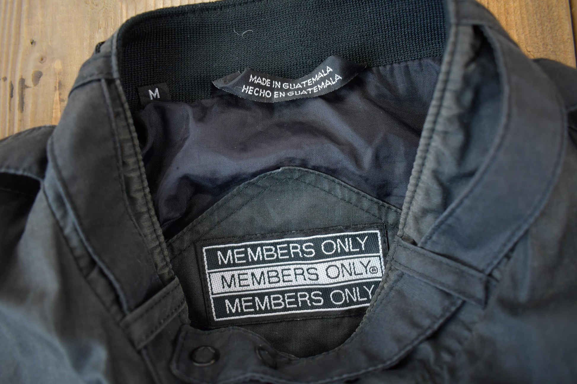 Vintage 1990s Members Only Black Windbreaker Jacket Men's M from propervintagecanada