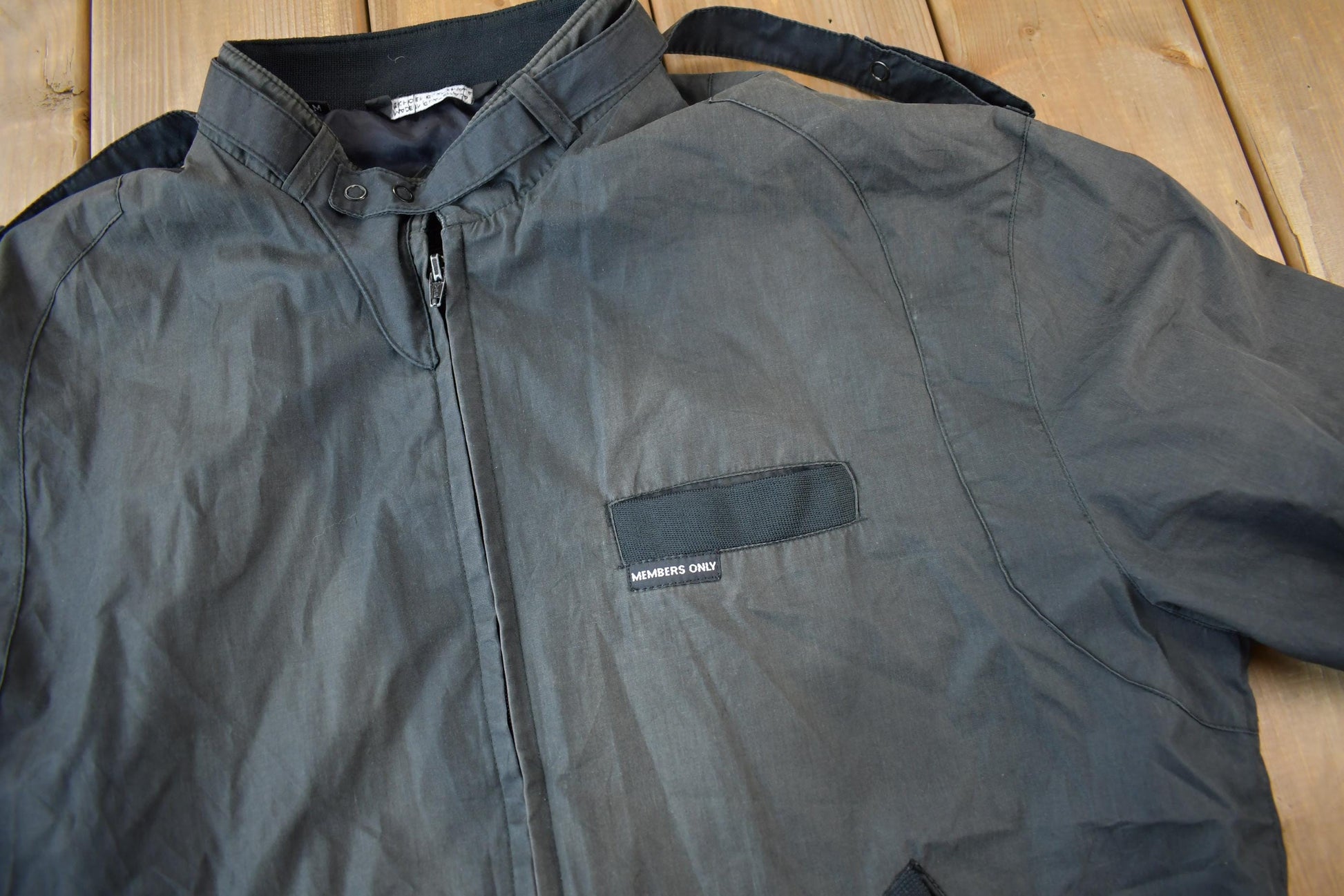 Vintage 1990s Members Only Black Windbreaker Jacket Men's M from propervintagecanada
