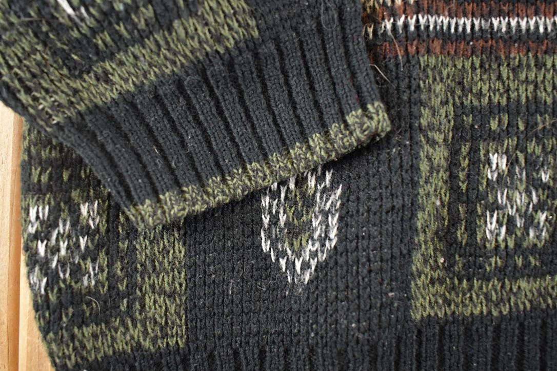 Vintage 1990s Method Knit Crewneck Sweater Men's L from propervintagecanada
