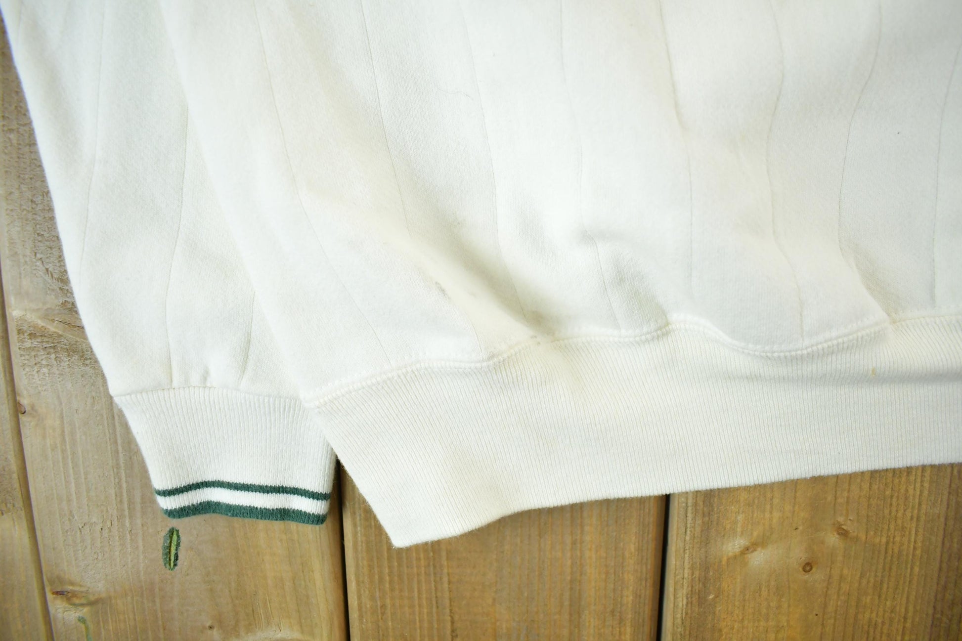 Vintage 1990s Metropolitan National Bank Collared Sweatshirt Men's XL from propervintagecanada