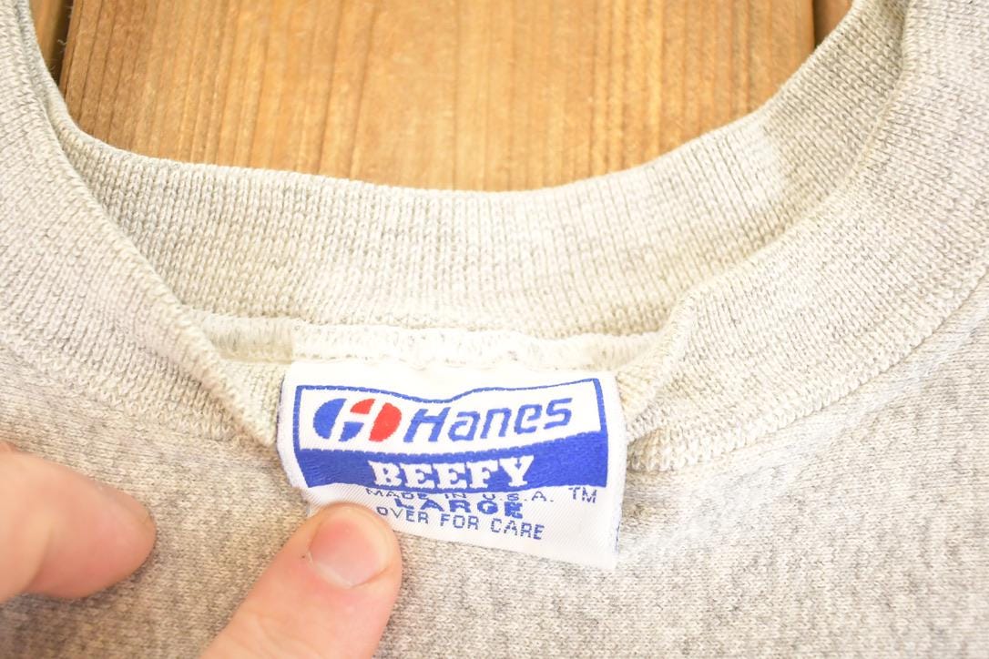 Vintage 1990s Michael's Spell Out Souvenir Crewneck Sweatshirt Mens M from propervintagecanada