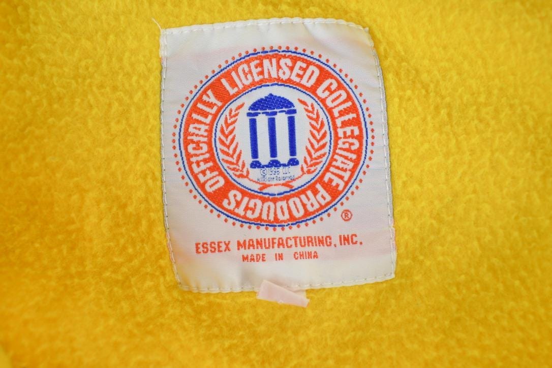 Vintage 1990s Michigan University Crewneck Mens L from propervintagecanada