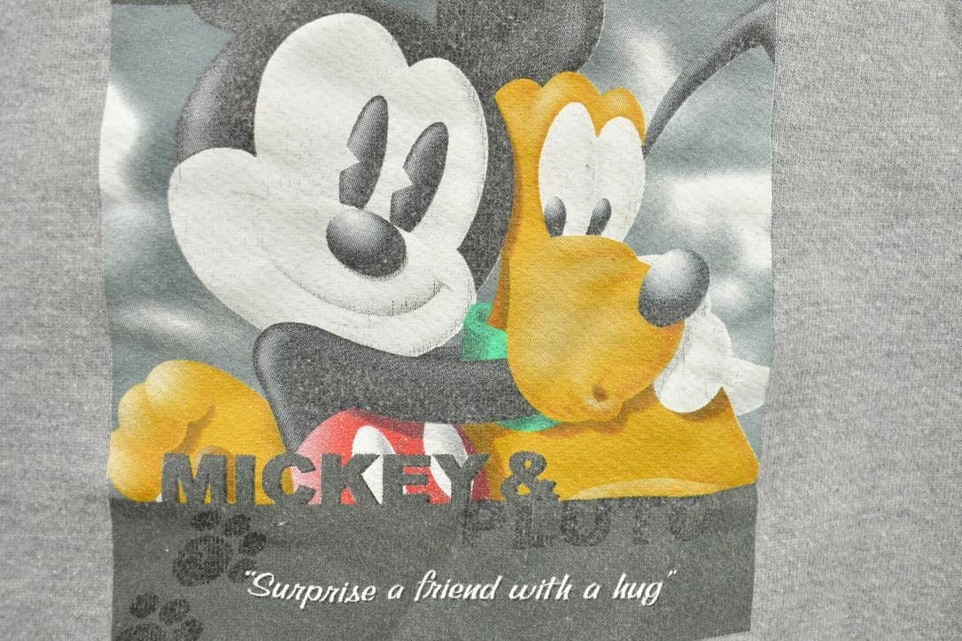 Vintage 1990s Mickey And Pluto Graphic Crewneck Sweatshirt Men's M from propervintagecanada