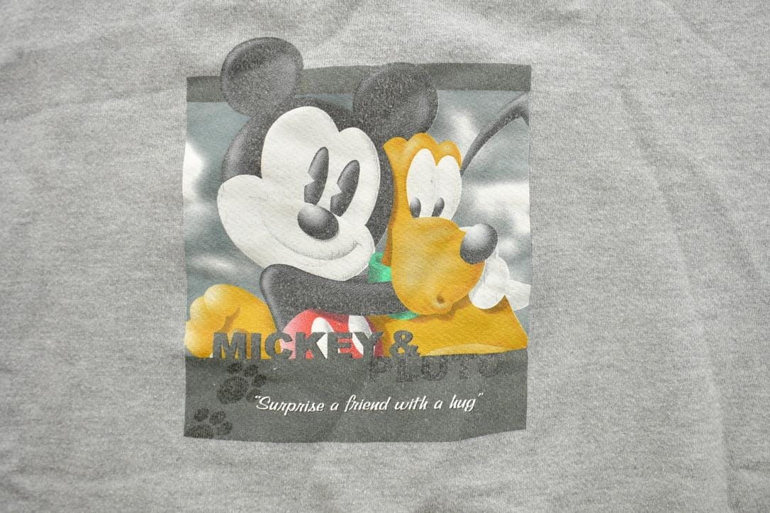 Vintage 1990s Mickey And Pluto Graphic Crewneck Sweatshirt Men's M from propervintagecanada