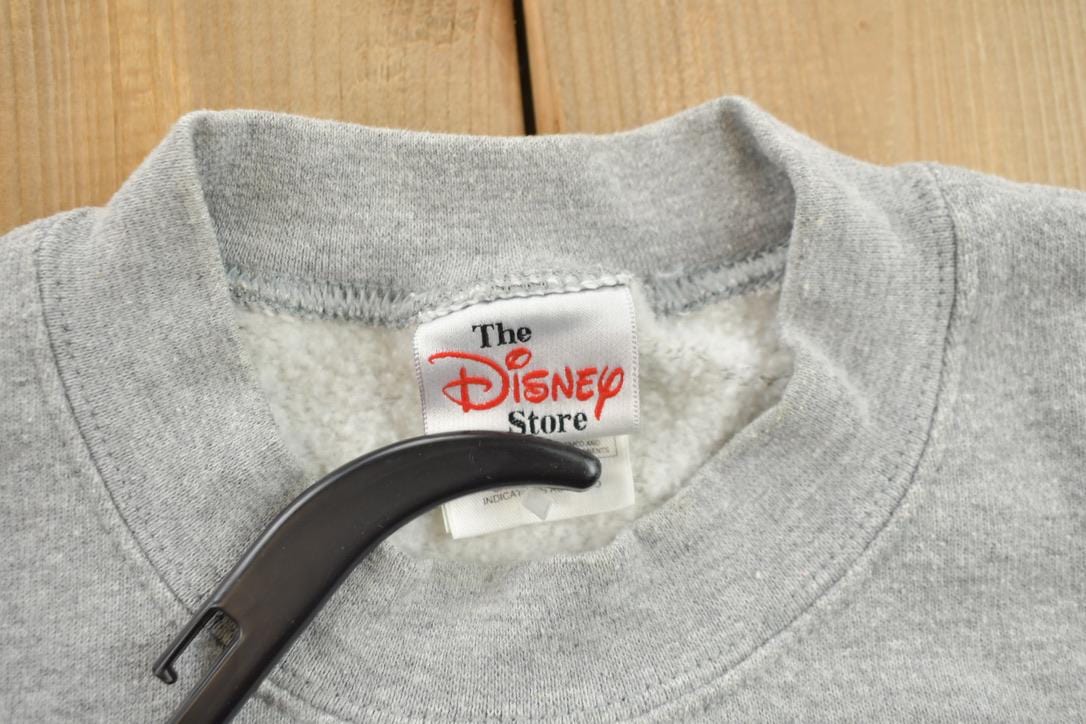 Vintage 1990s Mickey And Pluto Graphic Crewneck Sweatshirt Men's M from propervintagecanada