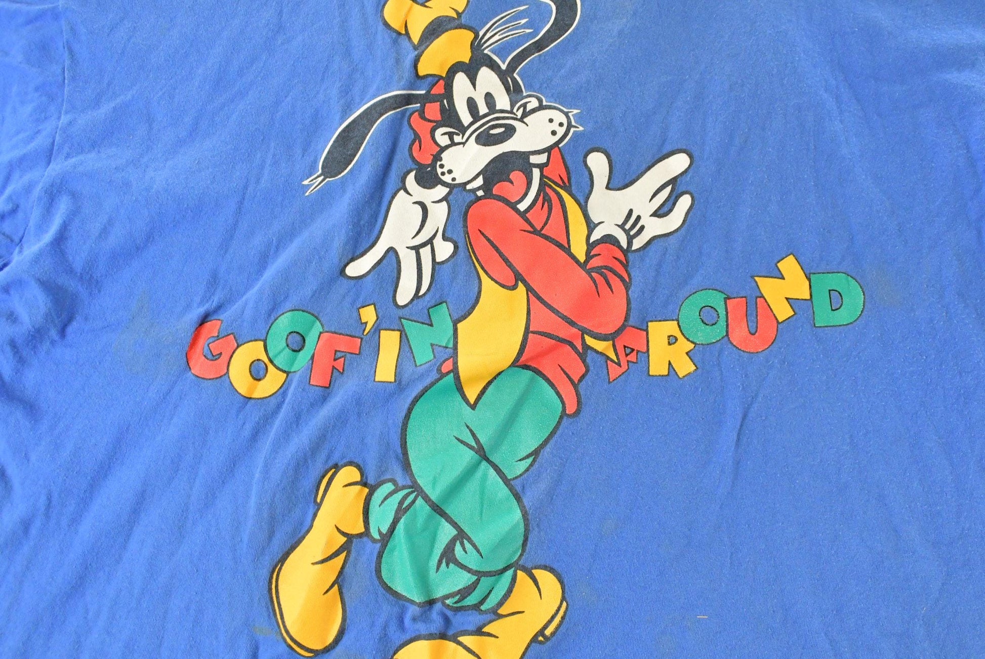 Vintage 1990s Mickey & Co Goofy's World T-Shirt Men's 2XL Men's Large from propervintagecanada