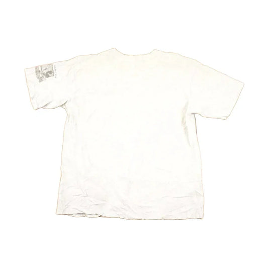 Vintage 1990s Mickey Mouse Basketball Disney T-Shirt Men's M from propervintagecanada