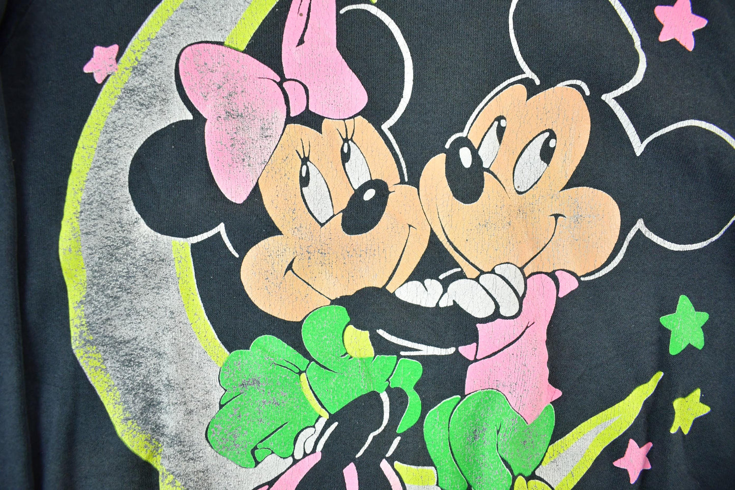 Vintage 1990s Mickey Mouse Disney Crewneck Mens XL from propervintagecanada