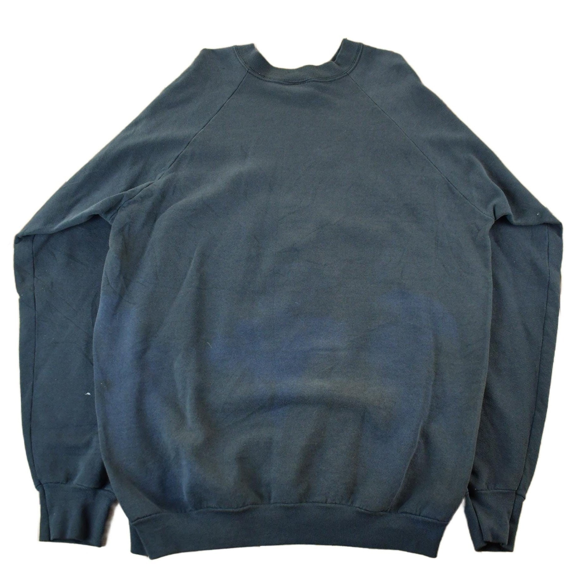 Vintage 1990s Mickey Mouse Disney Crewneck Mens XL from propervintagecanada