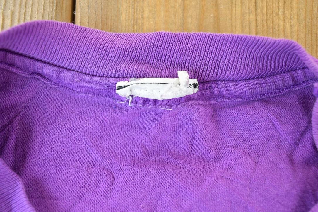 Vintage 1990s Mickey Mouse Magic Walt Disney World Cartoon Promo T-Shirt Men's Medium from propervintagecanada