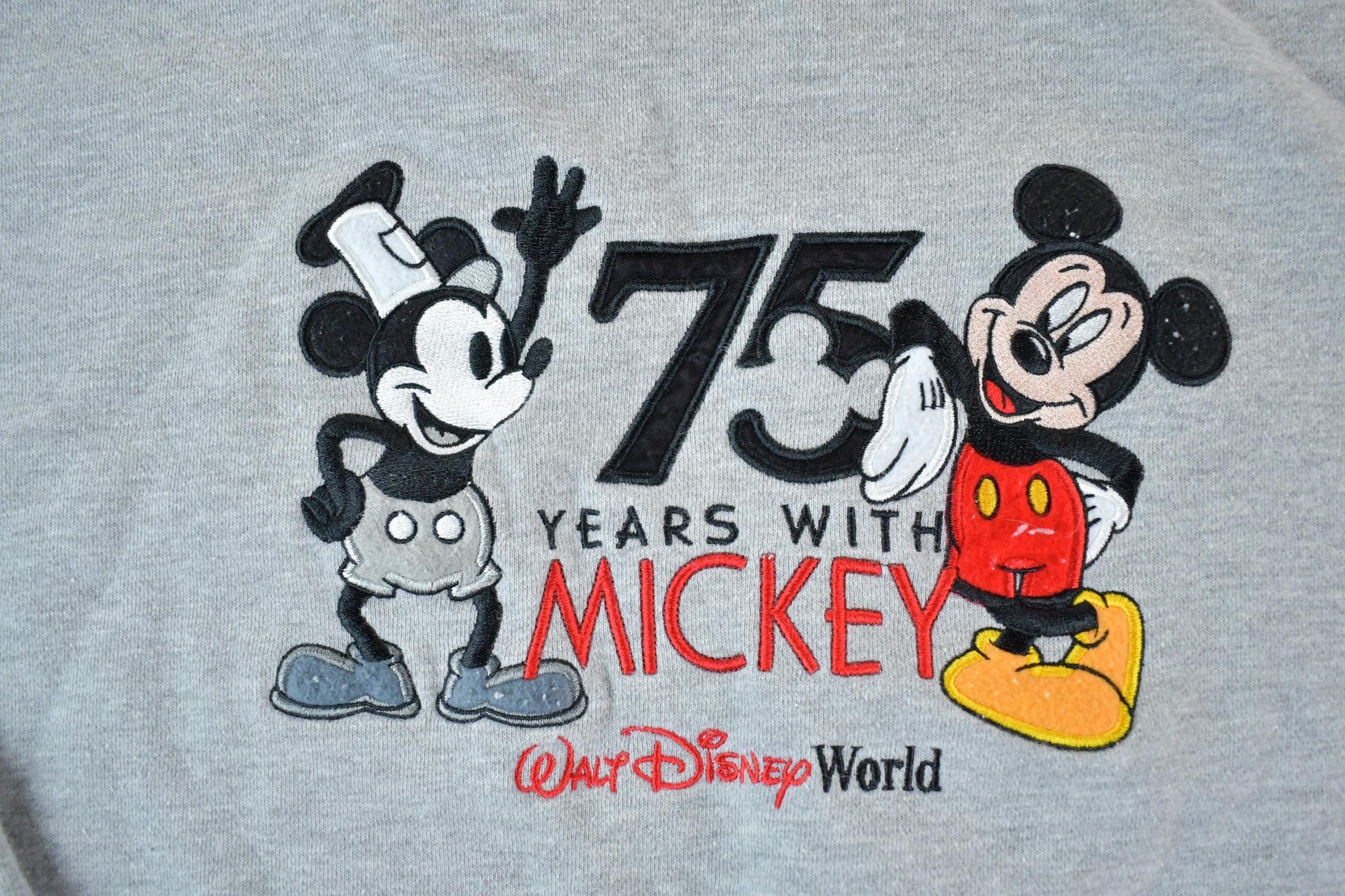 Vintage 1990s Mickey Mouse Walt Disney World 75th Anniversary Crewneck Men's 2XL from propervintagecanada