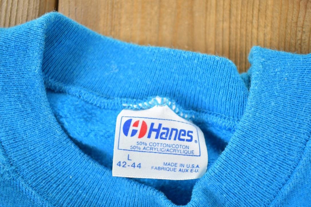 Vintage 1990s Minneapolis Winter City Souvenir Crewneck Sweatshirt Made In USA Men's Large from propervintagecanada