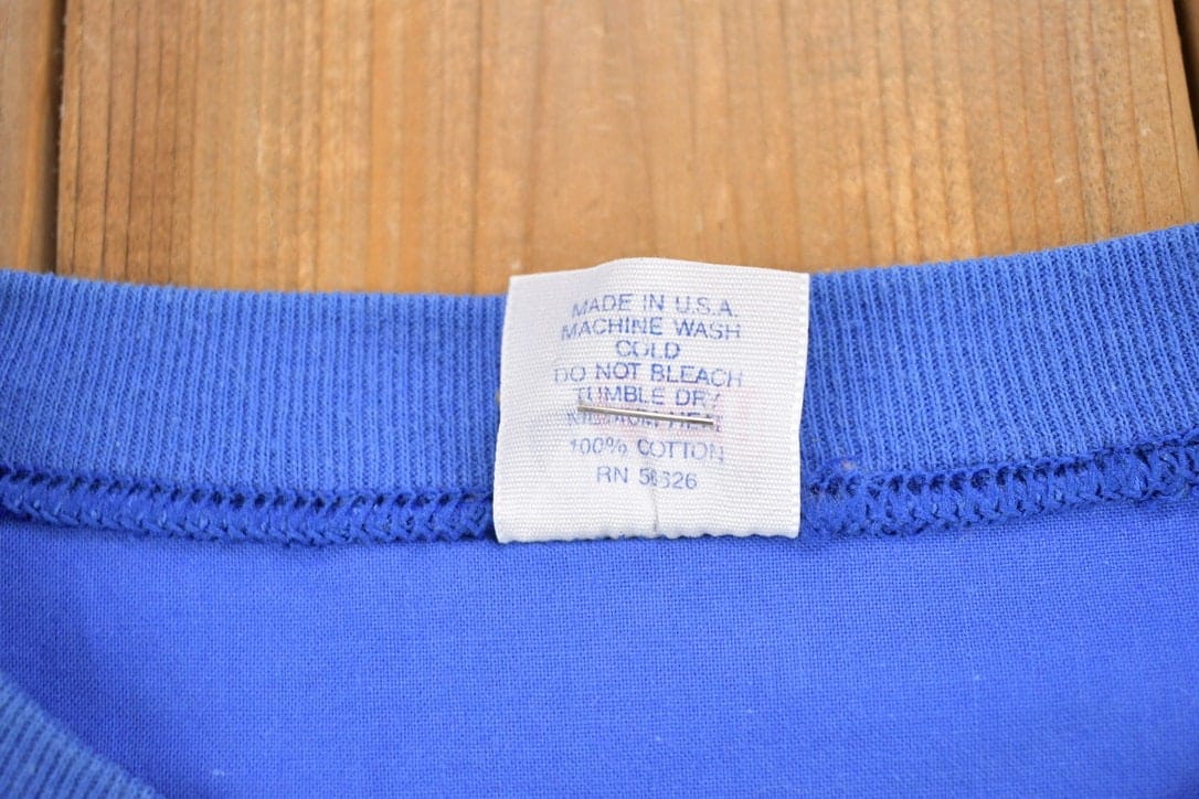 Vintage 1990s Minnesota Crewneck Sweatshirt Men's Large from propervintagecanada