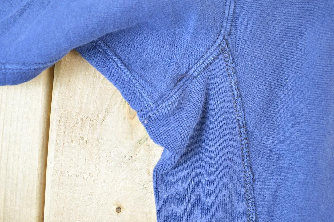 Vintage 1990s Minnesota Cross Grain Crewneck Sweatshirt Mens M from propervintagecanada