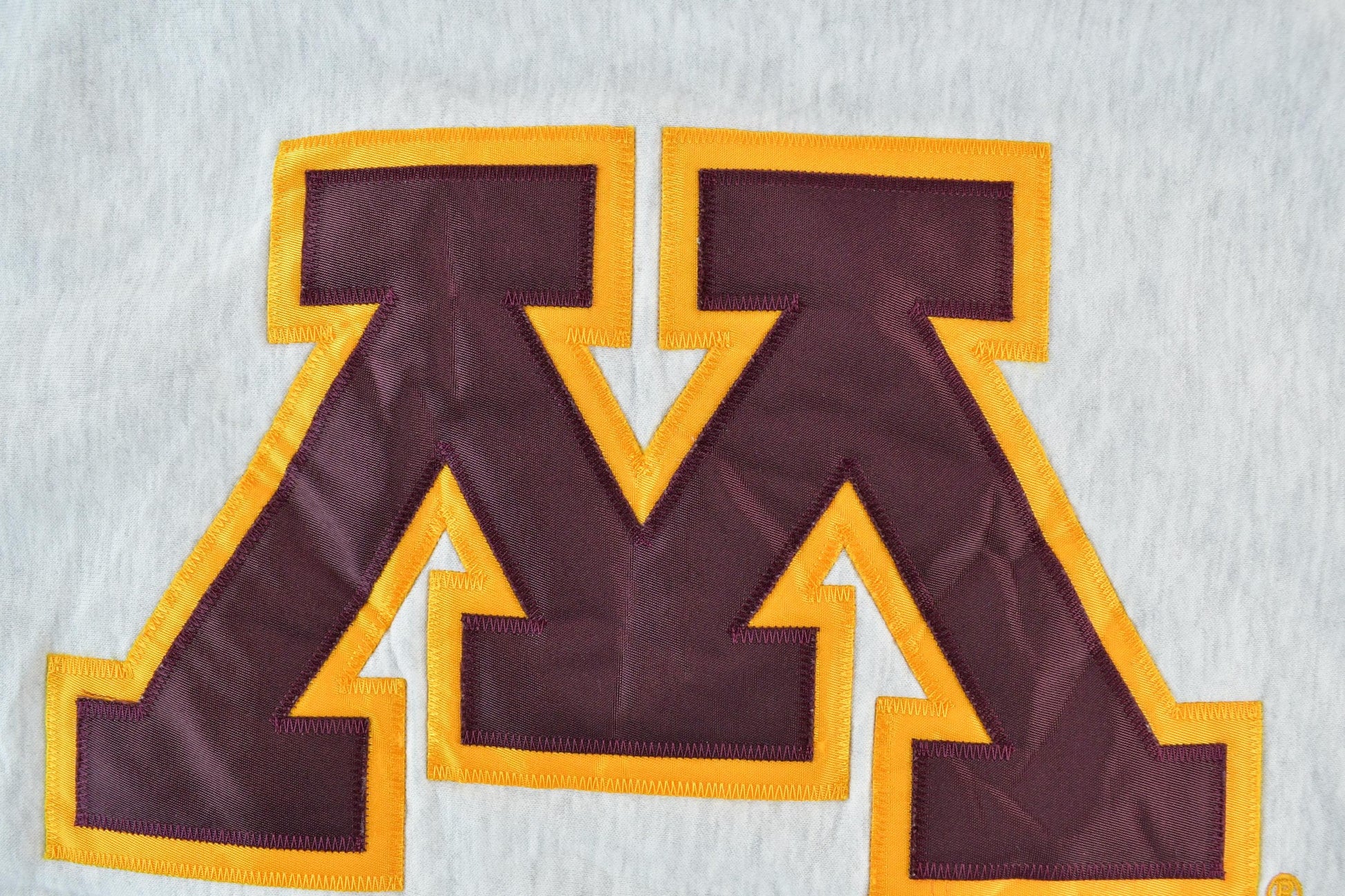 Vintage 1990s Minnesota Cross Grain University Embroidered Crewneck Men's M from propervintagecanada