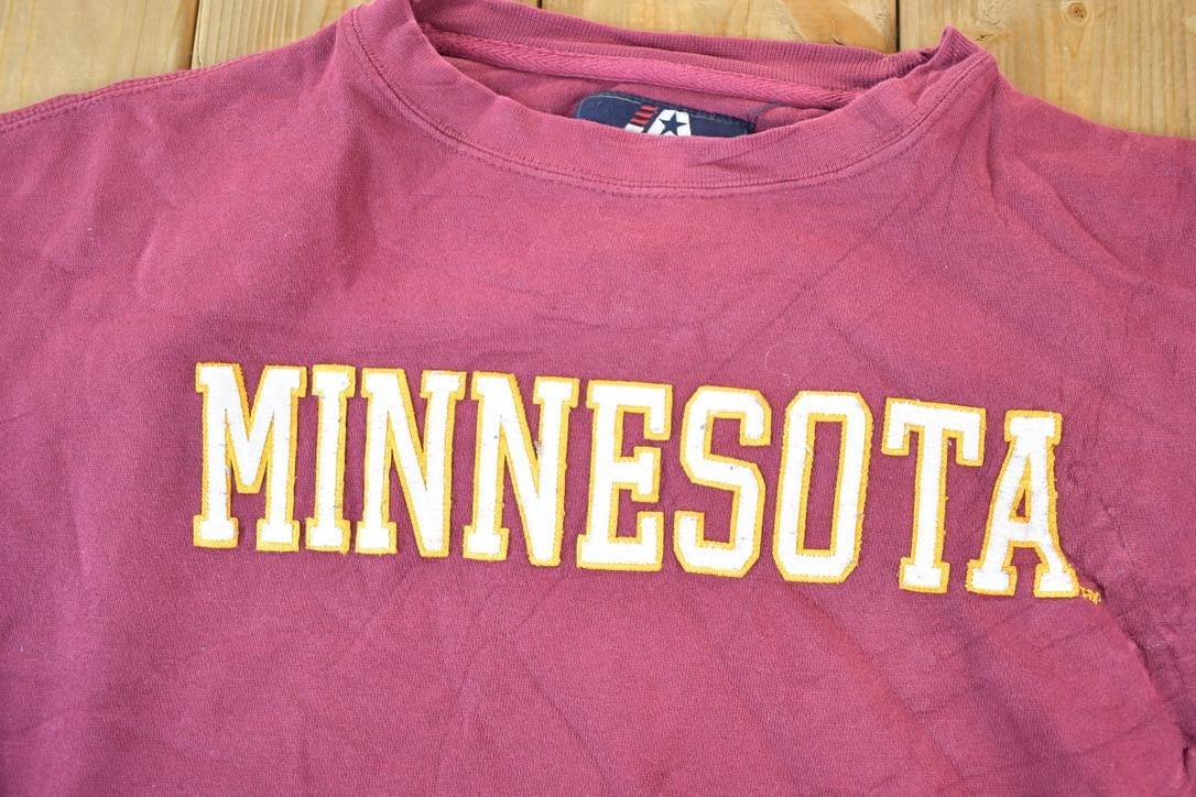 Vintage 1990s Minnesota Embroidered Souvenir Crewneck Sweatshirt Made In USA Men's Large from propervintagecanada