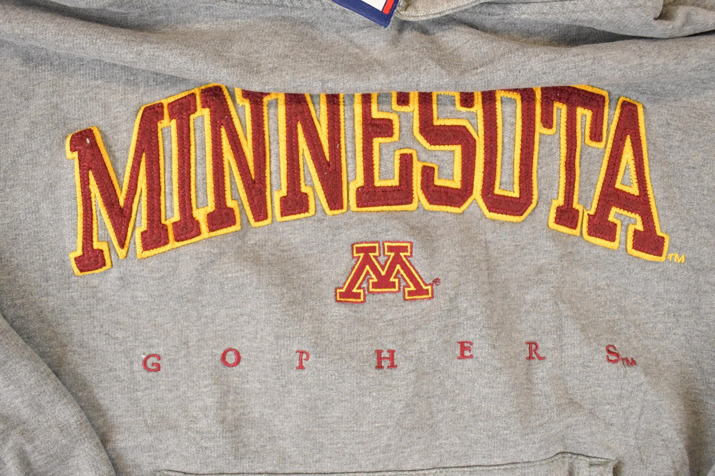 Vintage 1990s Minnesota Golden Gophers Embroidered Collegiate Sweatshirt Men's M from propervintagecanada