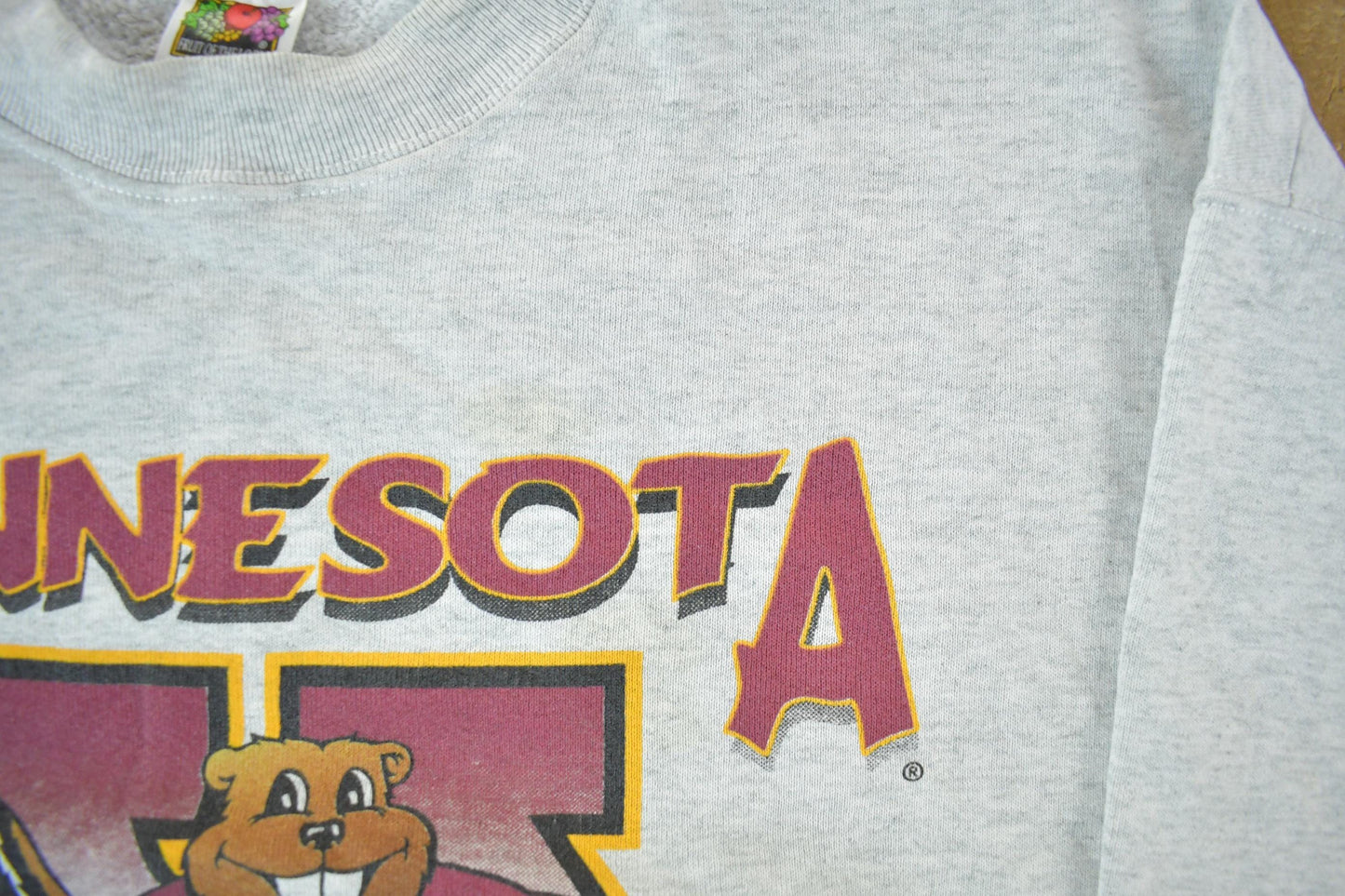 Vintage 1990s Minnesota Golden Gophers University Basketball Collegiate Crewneck Men's XL from propervintagecanada