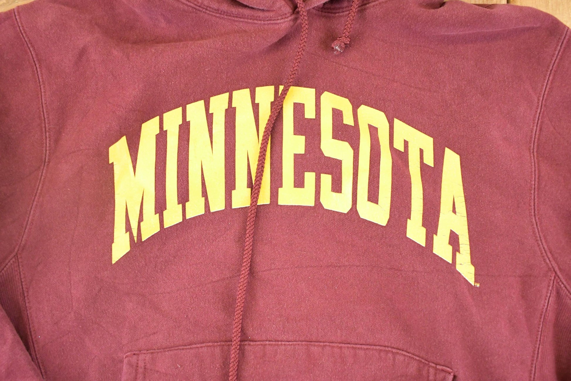 Vintage 1990s Minnesota Hoodie Sweatshirt Men's M from propervintagecanada